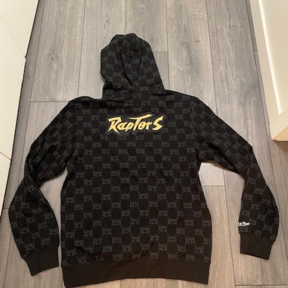 Mitchell & Ness Toronto Raptors Pattern Black Gold Hoodie NWT - Picture 4 of 5